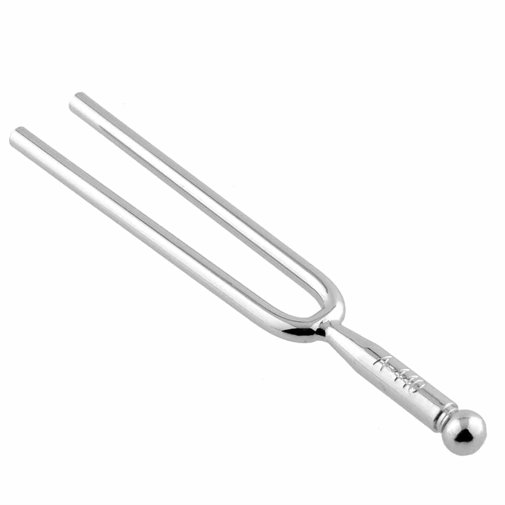 Un diapason calibré en théorie au La universel, le La 440 à Hz pour accorder son violon. À déconseiller.
