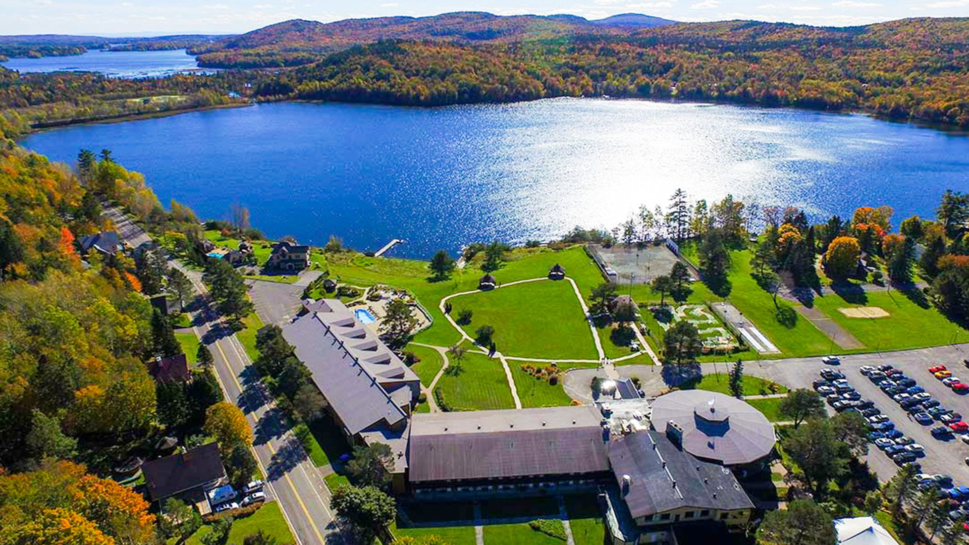Événement Arioso - Weekend musical au Manoir du Lac Delage, du 4 au 6 juin 2027 - Mildor Violon vous invite à son 4e grand rassemblement mondial, sur le site du magnifique Manoir du Lac Delage. Du 4 au 6 juin 2027.